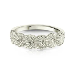 Scallop 6-shell Ring In 9ct White Gold